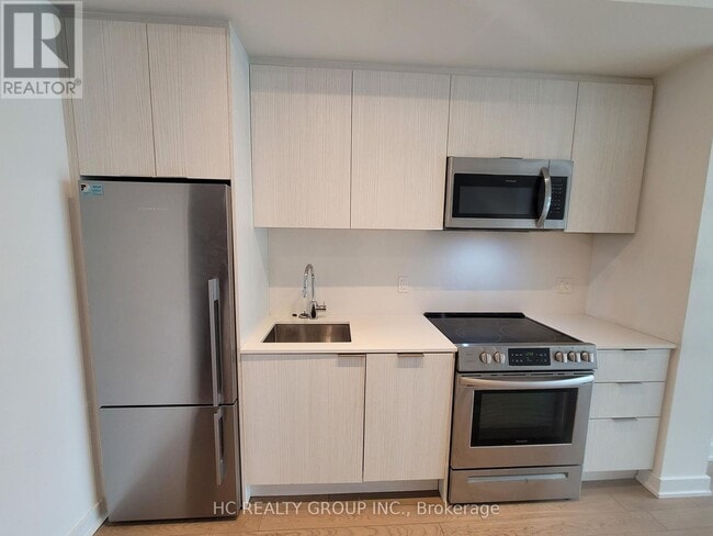 Photo - 25 Richmond St E Unit 2207