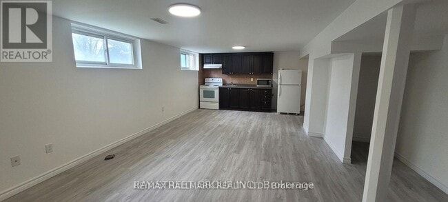 Photo - 427 Crosby Ave