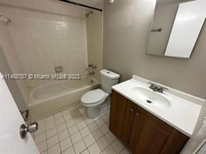 Photo - 2 br, 2 bath Condo - 2055 SW 127 AVE #517 Unidad #517