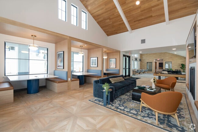 Clubhouse - The Miles at South Cooper Mountain