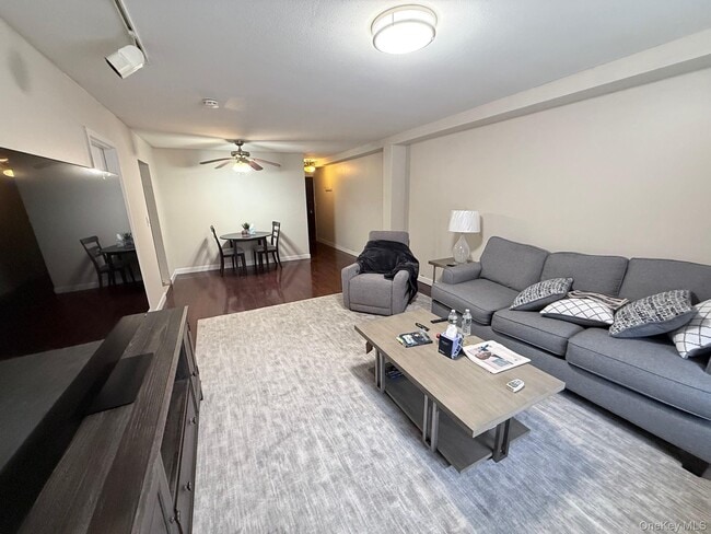 Photo - 530 Hudson Ave Unit A3