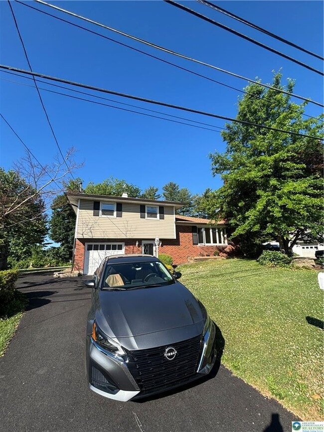Photo - 3200 Highland Dr