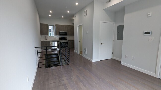 Photo - 2431 N Hancock St Unidad 1