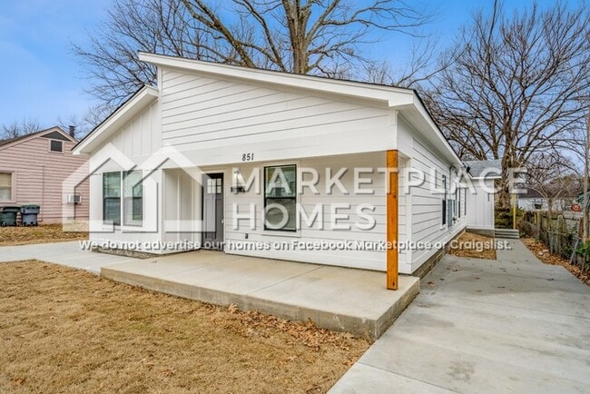 Photo - 851 Kippley St