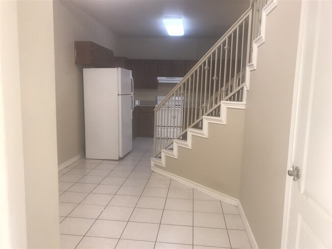 Photo - 411 Shiloh Dr Unit 11