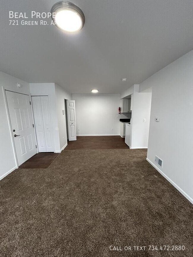 Photo - 721 Green Rd Unit 222
