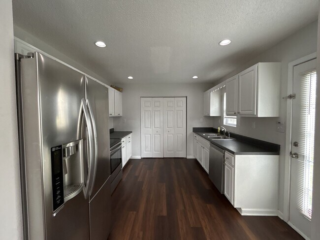 Photo - T.R. Lawing Realty Property