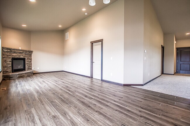 Photo - 15176 N Pristine Cir