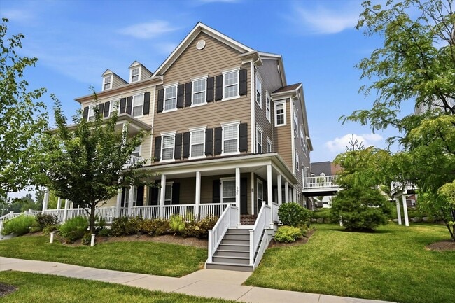 Building Photo - Luxury Carriage Home in Pickering Crossing | 3,500+ Sq Ft | Great Valley Schools