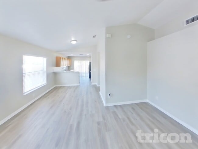 Photo - 8502 Deer Chase Dr