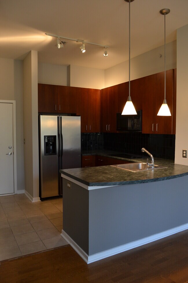 Photo - 2125 Southend Dr Unit 331