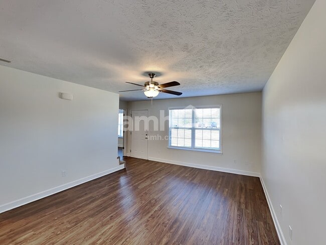 Photo - 515 Stetson Ct