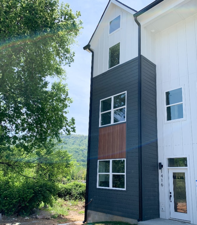 Building Photo - 1416 Stockyard Pl