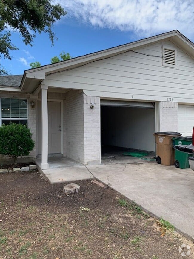 Building Photo - 8724 Talyne Chaise Cir Rental