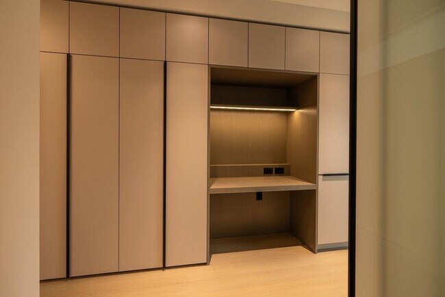 Stylish and smart 1Bed at The Hue Port Moody
