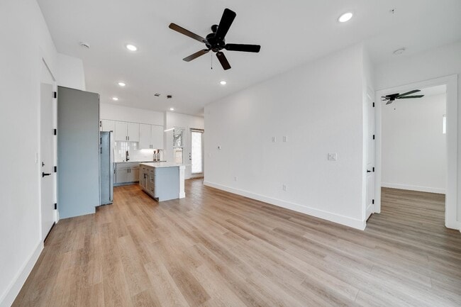 Building Photo - 1601 Mustang Dr Rental