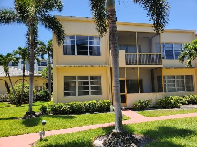 Photo - 1250 Atlantic Shores Blvd Unit 121