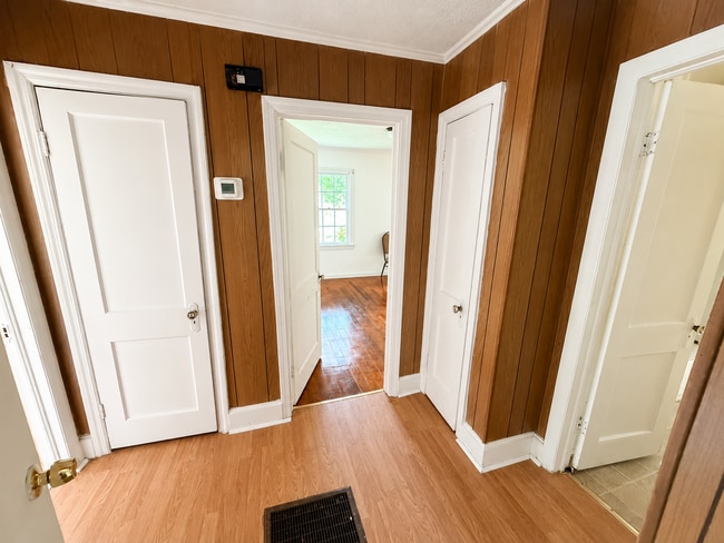 Photo - 4830 Wilson Rd