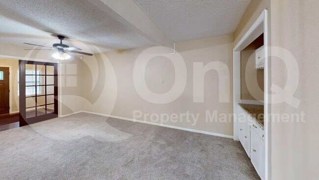 Photo - 5809 Chimney Wood Cir
