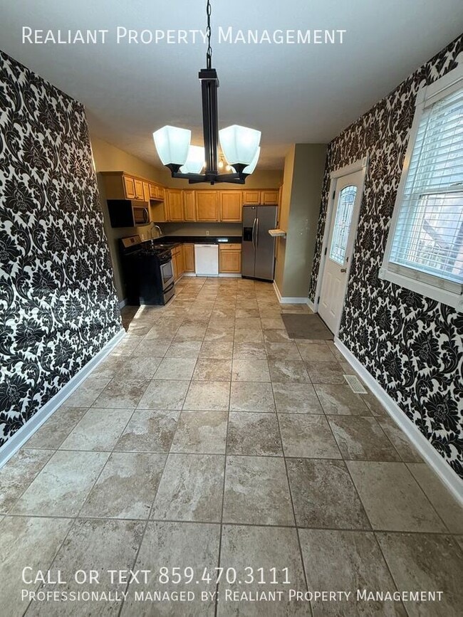 Photo - 711 W Maxwell St Unit 1