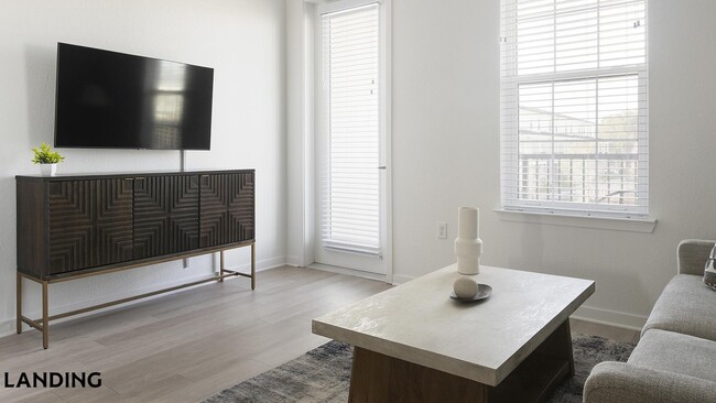 Photo - 1030 Browning Rd Unidad 318