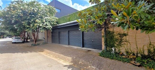 Photo - 1115 Autrey St Unit 5