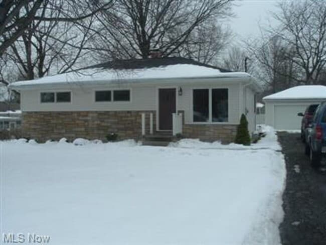 Building Photo - RENTAL AVAILABLE!