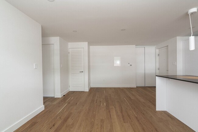 Photo - 457 Marlee Ave Unité 204