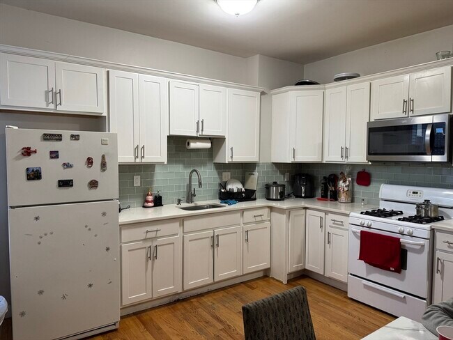 Photo - 139 London St Unit 3