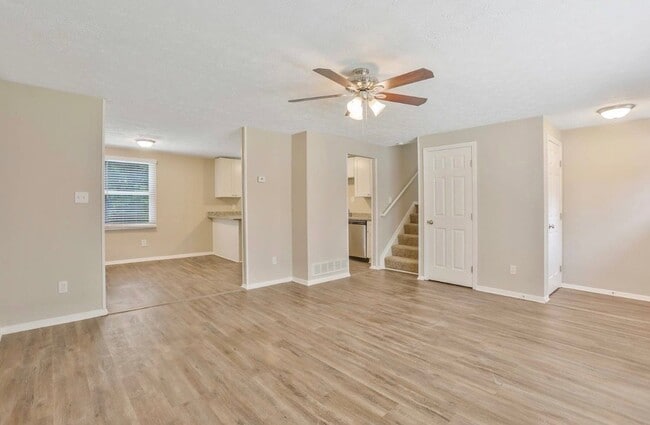 Photo - 6860 Cainwood Dr