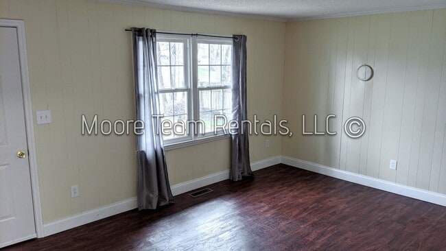 Photo - 3 Bed / 1 Bath House