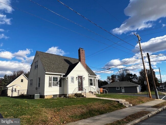 Photo - 770 S Lincoln St