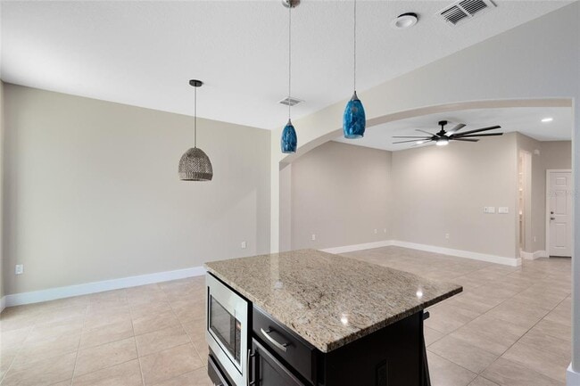 Photo - 9625 Silver Buttonwood St