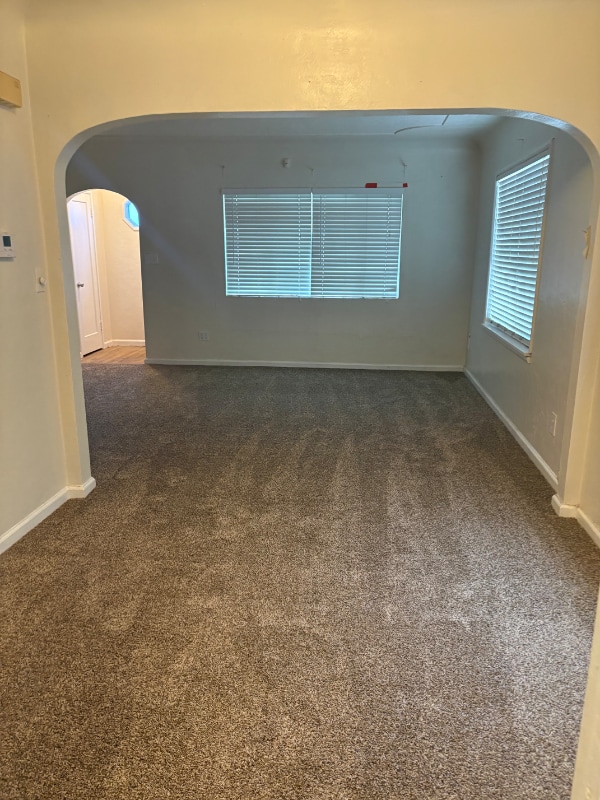 Photo - 420 Milnes Rd