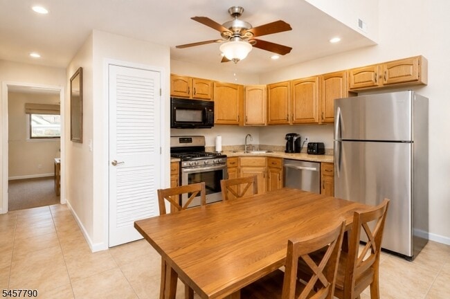 Photo - 5 Red Lodge Dr Unit 2