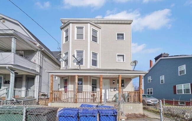 Building Photo - 767 Maple St Unit 1 Rental