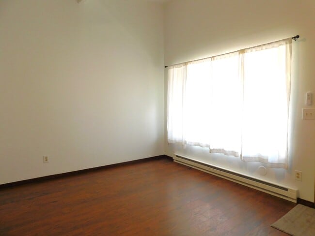 Photo - 604 Pine Ave