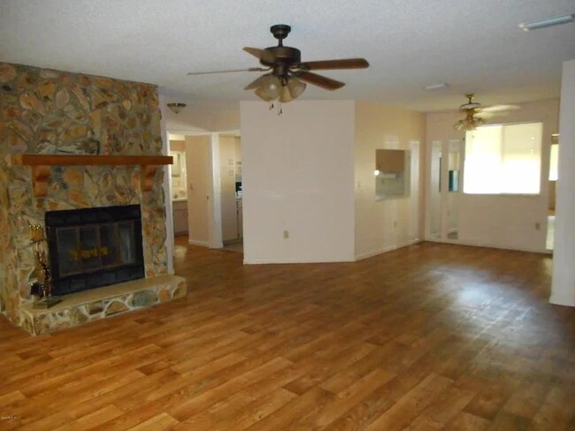 Photo - 10962 SW 84th Ave