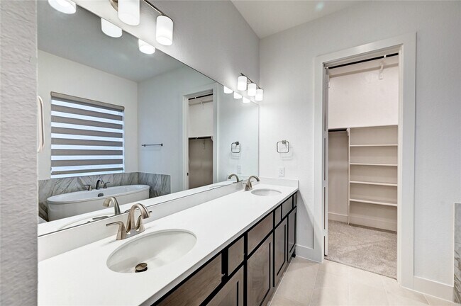 Photo - 7302 New Pecan Dr