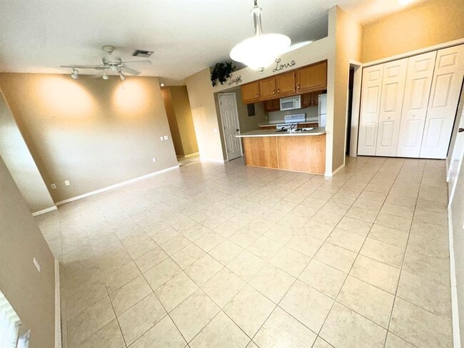 Photo - 905 Eagle Pond Dr Unit 905