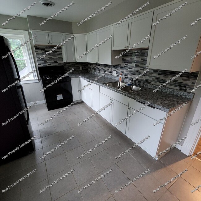 Photo - 2nd Story 2 Bedroom Apartment