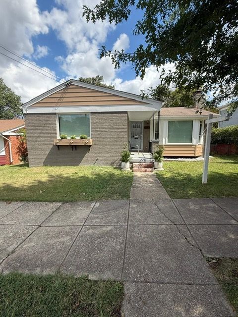 Photo - 1112 Chaplin St SE