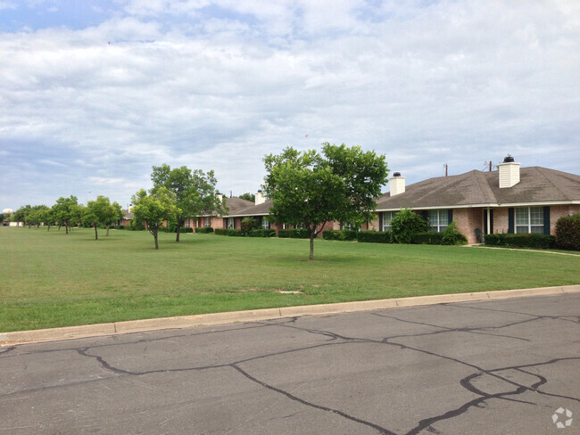 Building Photo - Duplex Rental