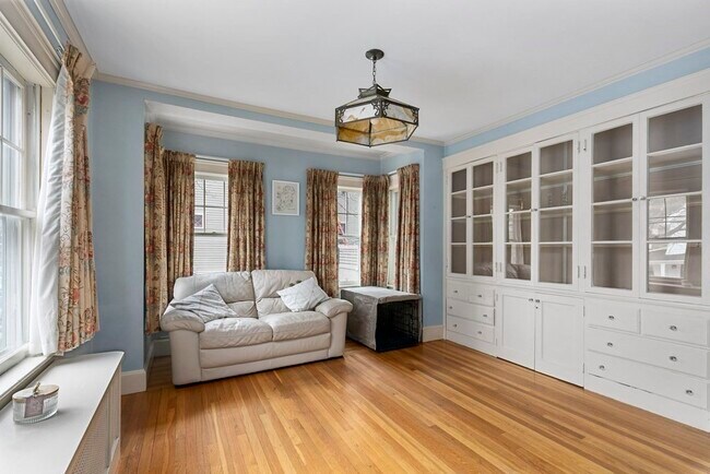 Photo - 69 Westminster Ave