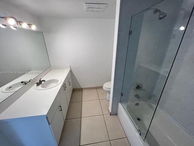 Photo - 17600 NW 68th Ave Unit B3010
