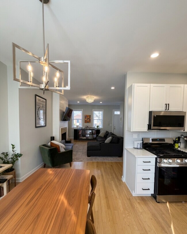 Photo - 1733 W Crystal St