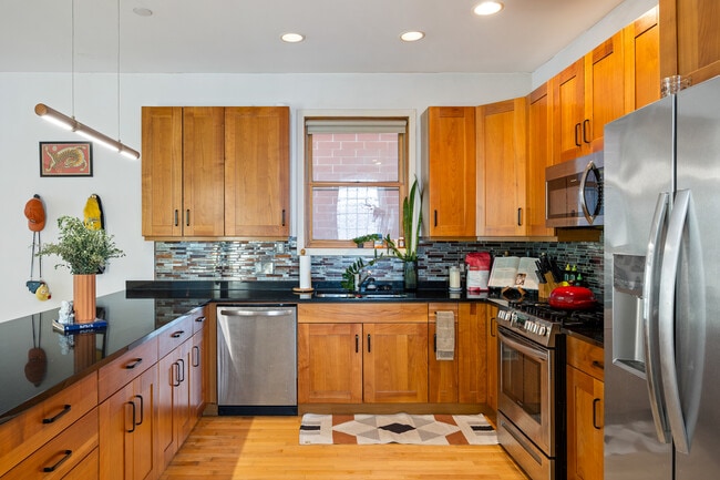 Photo - 1106 N Paulina St Unit 1