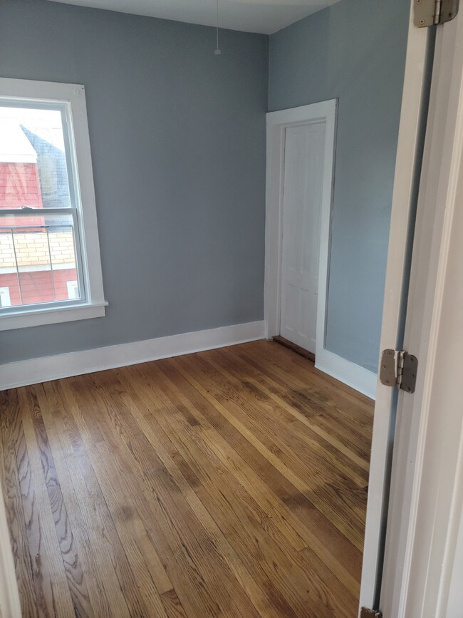 Photo - 307 1st St Unit 2