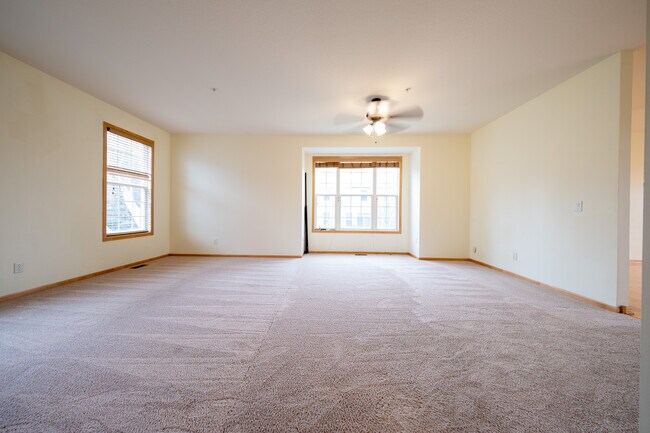 Photo - 15600 Tickseed Ln