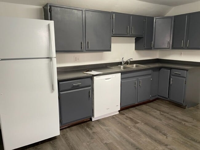 Photo - Downtown 3bd/1ba Duplex